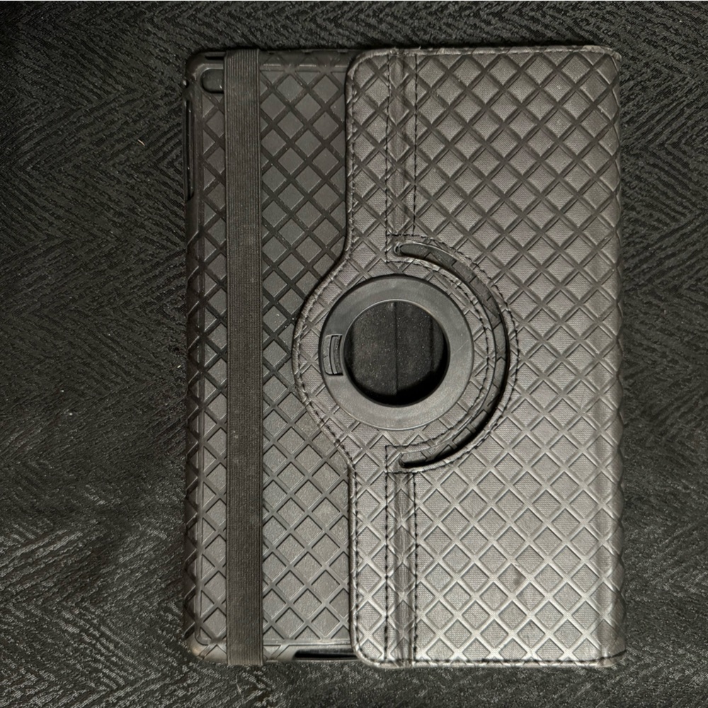 Black Rotating Tablet Case